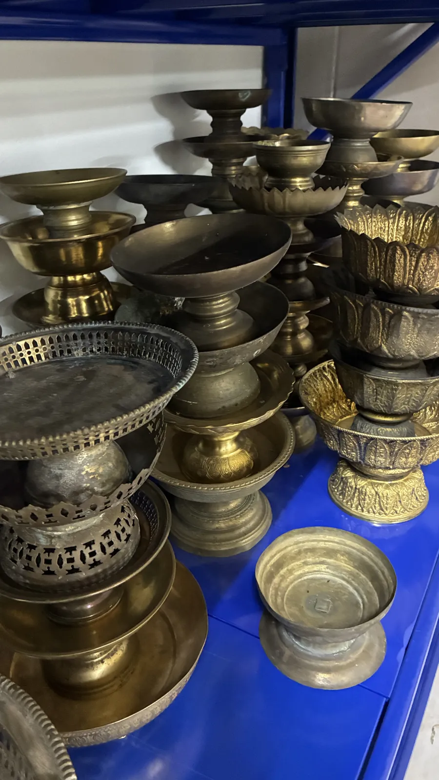 ภาชนะทองเหลืองเก่าคละแบบที่รับซื้อจริง ชุดที่ 20